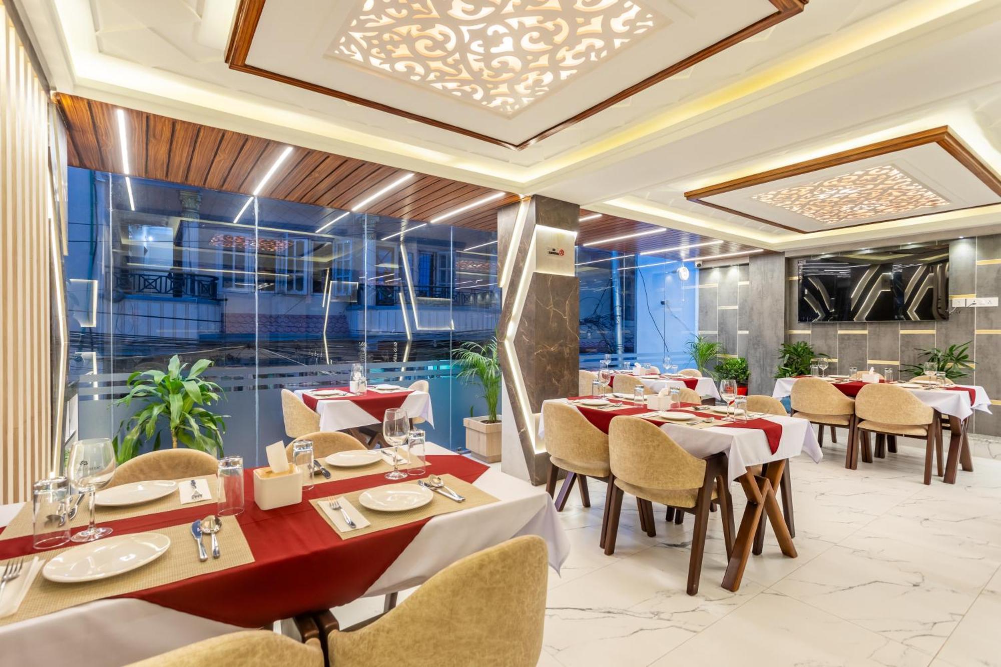 קטמנדו Airport Diana Hotel מראה חיצוני תמונה