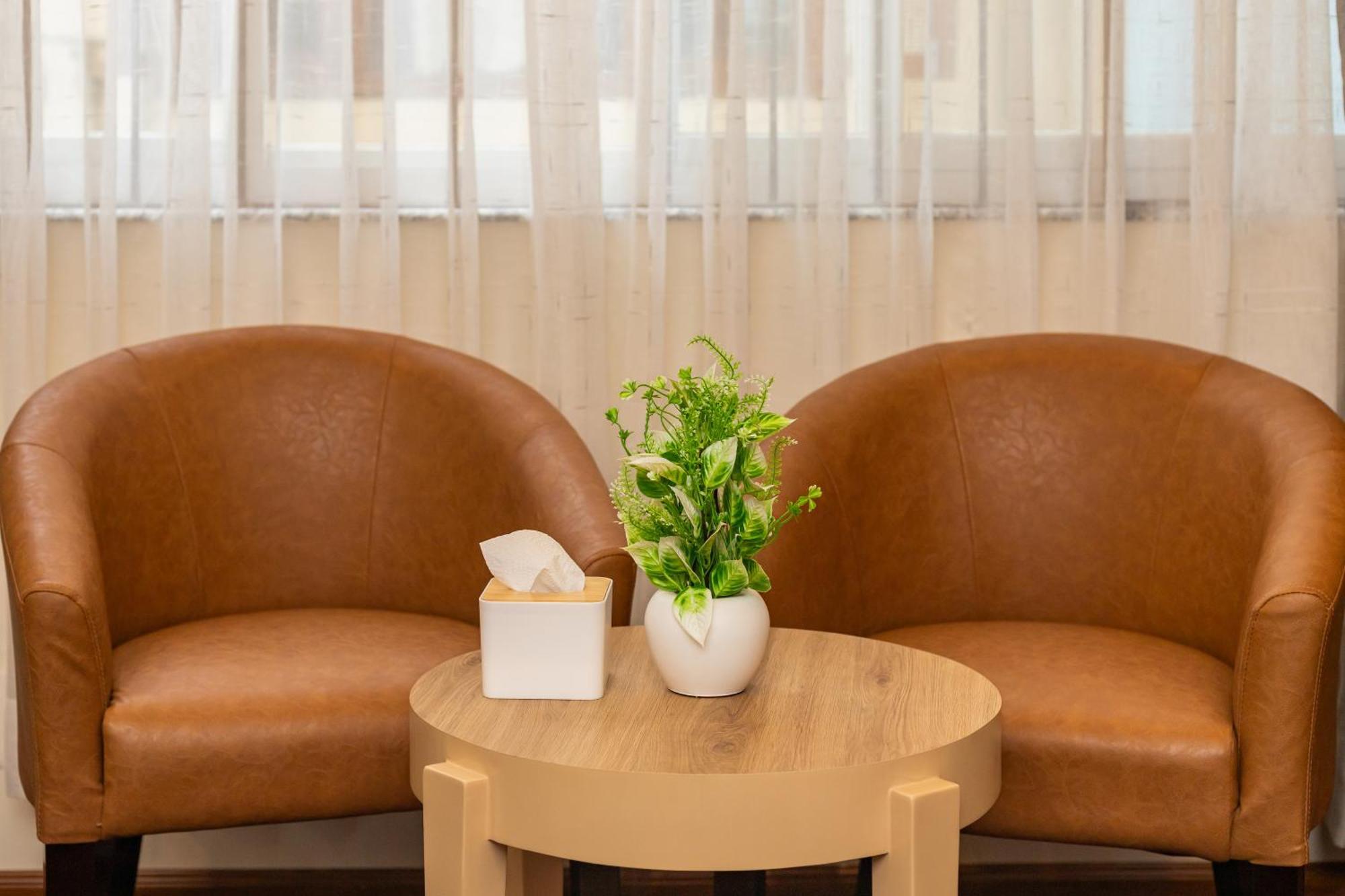 קטמנדו Airport Diana Hotel מראה חיצוני תמונה
