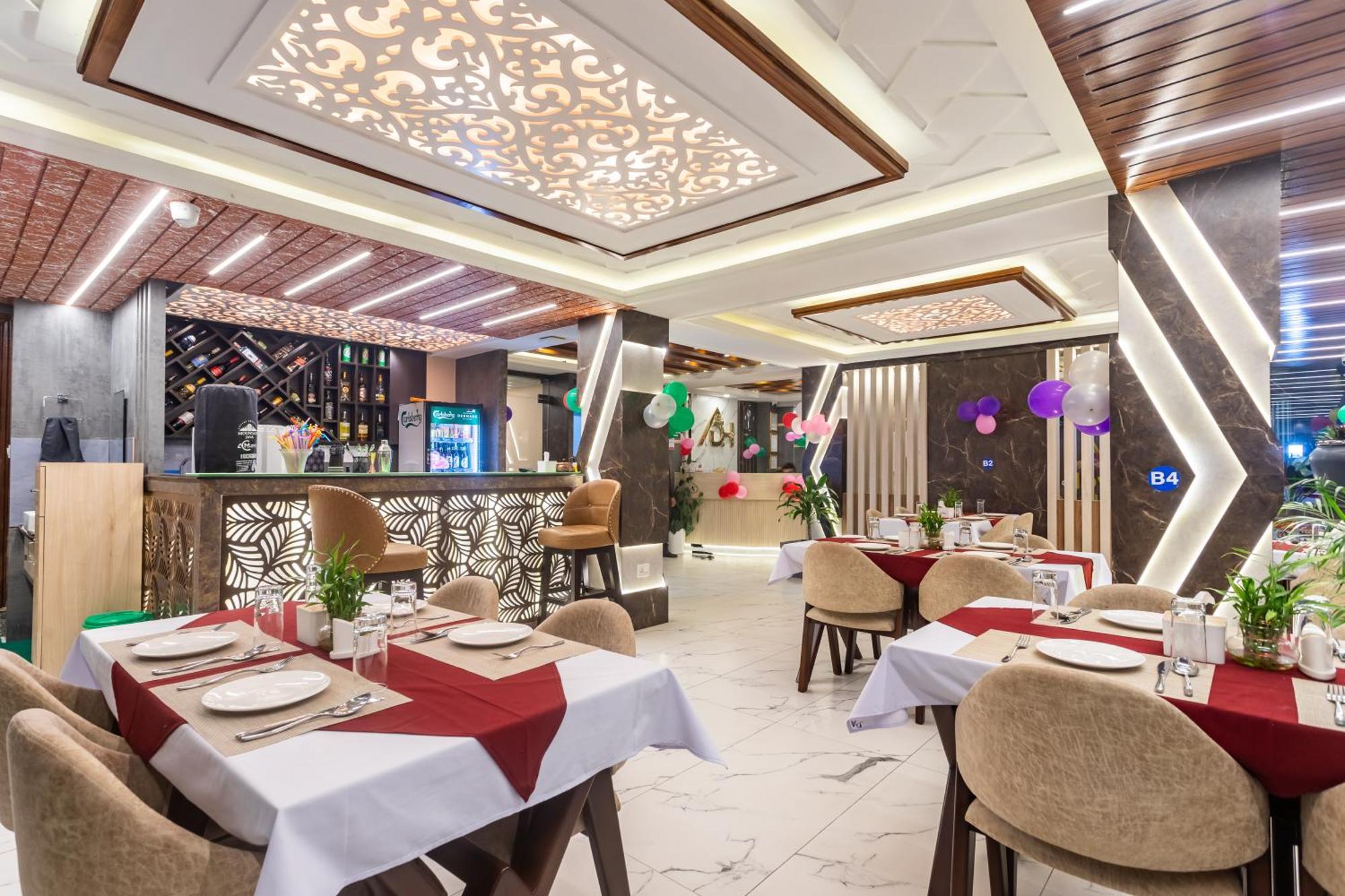 קטמנדו Airport Diana Hotel מראה חיצוני תמונה