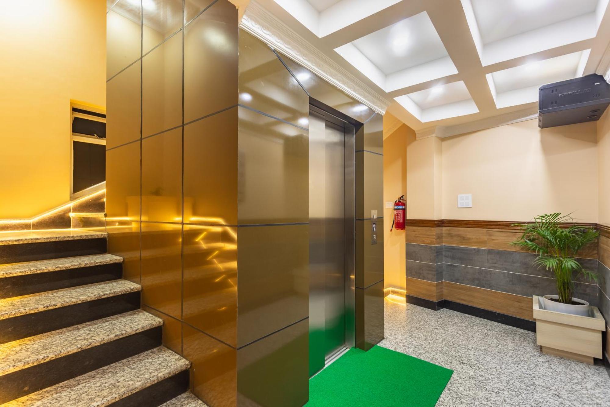 קטמנדו Airport Diana Hotel מראה חיצוני תמונה